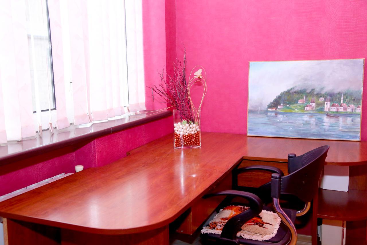 Apartment On 11 Amiryan Street Erevan Exterior foto