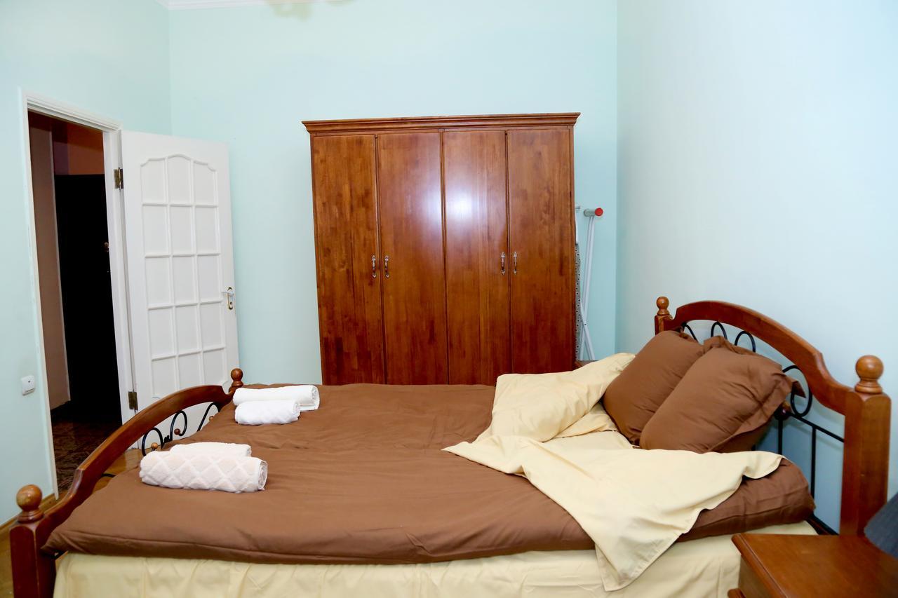 Apartment On 11 Amiryan Street Erevan Exterior foto