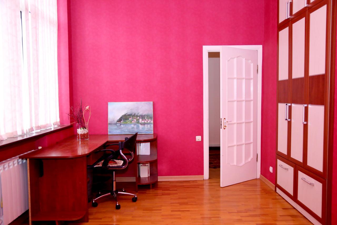 Apartment On 11 Amiryan Street Erevan Exterior foto